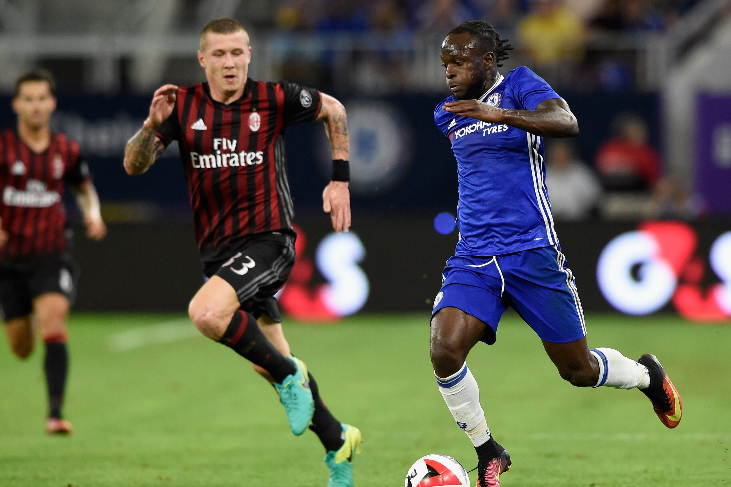 MINNEAPOLIS, MN - AUGUST 3: Victor Moses #15 of Chelsea controls the ball against Kucka Juraj #33 of AC Milan of the International Champions Cup match on August 3, 2016 at U.S. Bank Stadium in Minneapolis, Minnesota. (Photo by Hannah Foslien/Getty Images)