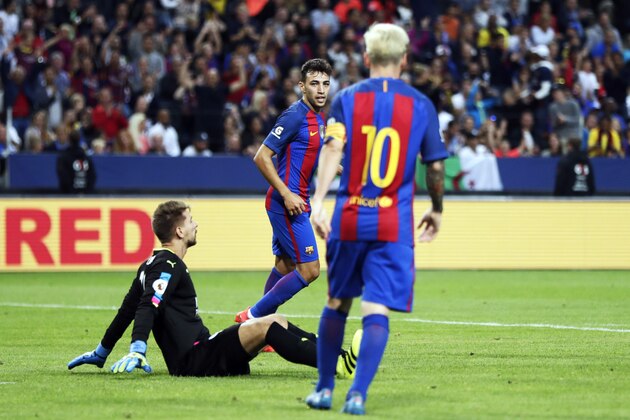 SOLNA, SWEDEN - AUGUST 03: Munir El Haddadi of FC Barcelona celebrates after scoring to 0-3 during the International Champions Cup match between Leicester City FC and FC Barcelona at Friends arena on August 3, 2016 in Solna, Sweden. (Photo by Nils Petter Nilsson/Ombrello/Getty Images)