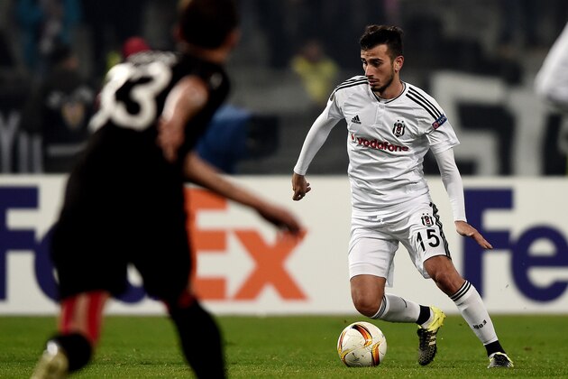 Besiktas' Turkish midfielder Ogushan Ozyakup controls the ball during the UEFA Europa League football match between Besiktas and Skenderbeu at the Ataturk Olympic stadium in Istanbul on November 26, 2015. AFP PHOTO / OZAN KOSE / AFP / OZAN KOSE        (Photo credit should read OZAN KOSE/AFP/Getty Images)