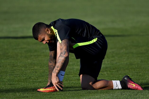 Brazilian footballer Gabriel Barbosa gets hurt during a training session at the Fire Department Training Center in Brasilia, on August 1, 2016. 
The Rio 2016 Olympic and Paralympic Games will be held in Brazil from August 5-21 and September 7-18 respectively. / AFP / EVARISTO SA        (Photo credit should read EVARISTO SA/AFP/Getty Images)