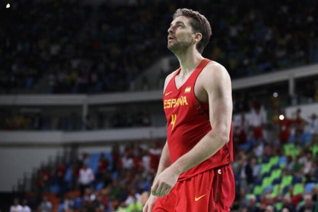 Spain's Pau Gasol (4) walks off the court after a basketball game against Croatia at the 2016 Summer Olympics in Rio de Janeiro, Brazil, Sunday, Aug. 7, 2016. (AP Photo/Charlie Neibergall)
