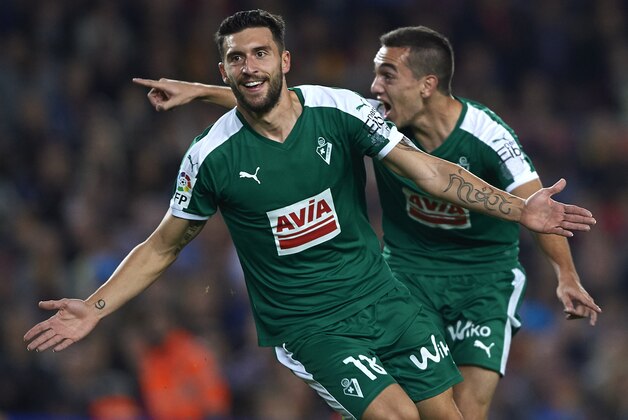 BARCELONA, SPAIN - OCTOBER 25:  Borja Gonzalez Tomas 'Baston' of Eibar celebrates scoring his team's first goal during the La Liga match between FC Barcelona and SD Eibar at Camp Nou Stadium on October 25, 2015 in Barcelona, Spain.  (Photo by Manuel Queimadelos Alonso/Getty Images)
