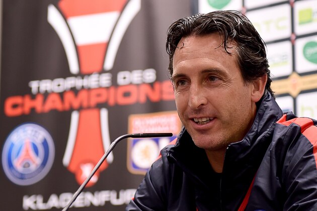 Paris Saint-Germain's Spanish headcoach Unai Emery speaks during a press conference on August 5, 2016, on the eve of the French Trophy of Champions football match PSG/OL at the Wörthersee stadium in Klagenfurt. 
 / AFP / BORIS HORVAT        (Photo credit should read BORIS HORVAT/AFP/Getty Images)