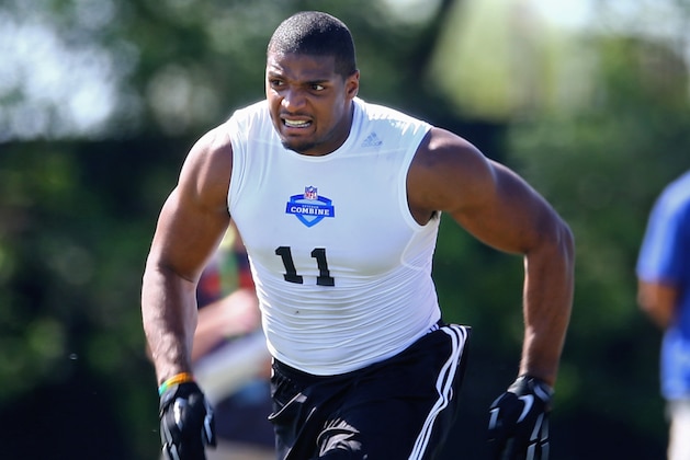 Mar 22, 2015; Tempe, AZ, USA; Defensive end Michael Sam (11) participates in drills during the NFL Veteran Combine at the Arizona Cardinals training facility. Mandatory Credit: Mark J. Rebilas-USA TODAY Sports Mar 22, 2015; Tempe, AZ, USA; Defensive end Michael Sam (11) participates in drills during the NFL Veteran Combine at the Arizona Cardinals training facility. Mandatory Credit: Mark J. Rebilas-USA TODAY Sports