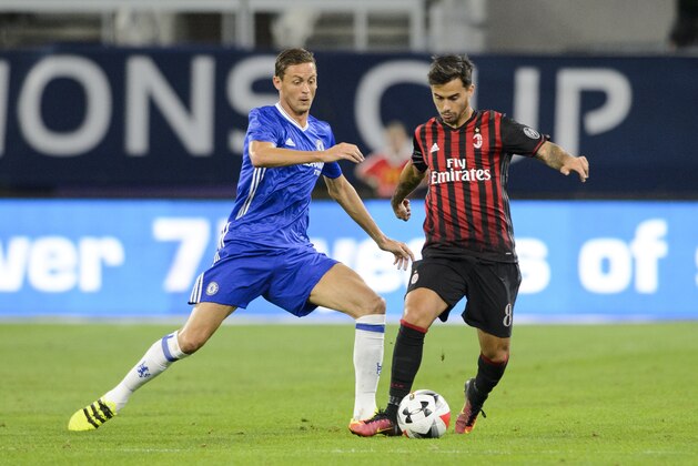 MINNEAPOLIS, MN - AUGUST 3: Nemanja Matic #21 of Chelsea attempts to get the ball away from Jesus Fernandez #8 of AC Milan during the first half of the International Champions Cup match on August 3, 2016 at U.S. Bank Stadium in Minneapolis, Minnesota. Chelsea defeat AC Milan 3-1. (Photo by Hannah Foslien/Getty Images)