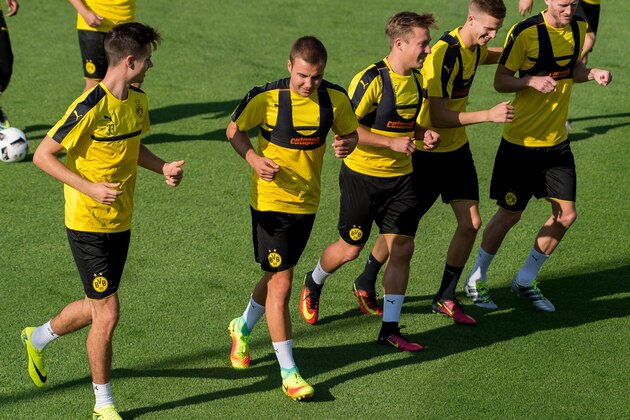 Bad Ragaz, Schweiz 03.08.2016, Trainingslager BV Borussia Dortmund, BVB,  Mario Goetze (BVB)  (Photo by TF-Images/Getty Images)