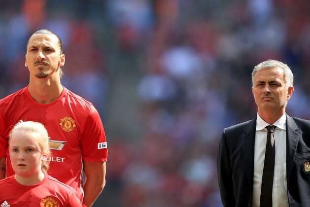 LONDON, ENGLAND - AUGUST 07: (L) Zlatan Ibrahimovic of Manchester United and (R) Manager of Manchester United, Jose Mourinho line up before kick off during The FA Community Shield match between Leicester City and Manchester United at Wembley Stadium on August 7, 2016 in London, England.  (Photo by Ben Hoskins/Getty Images)