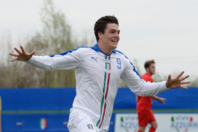 CALDOGNO, ITALY - MARCH 30:  Andrea Favilli of Italy U19 celebrates after scoring his opening goal during  the UEFA European U19 Championship Elite Round match Italy and Turkey at Stadio Comunale on March 30, 2016 in Caldogno, Italy.  (Photo by Dino Panato/Getty Images)
