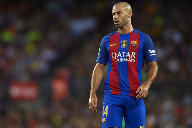 BARCELONA, SPAIN - AUGUST 10: Javier Mascherano of FC Barcelona looks on during the Joan Gamper trophy match between FC Barcelona and UC Sampdoria at Camp Nou on August 10, 2016 in Barcelona, Spain.  (Photo by Manuel Queimadelos Alonso/Getty Images)