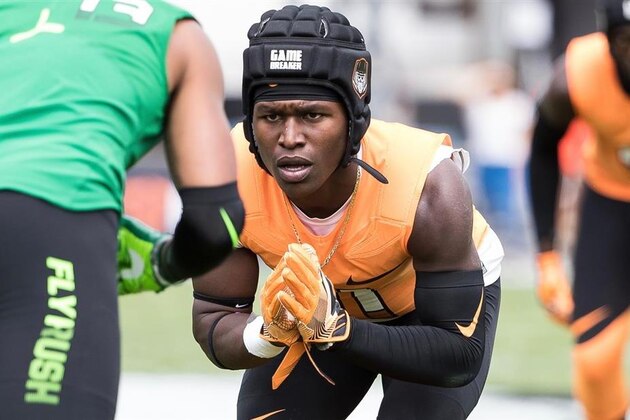 Calabasas, California, 5-star cornerback Darnay Holmes recently visited Michigan and said the Wolverines are high on his list. Holmes also has UCLA, USC, Nebraska and Ohio State high.