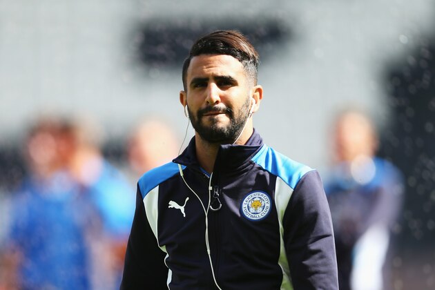 HULL, ENGLAND - AUGUST 13: Riyad Mahrez of Leicester City prior to kick off during the Premier League match between Hull City and Leicester City at KCOM Stadium on August 13, 2016 in Hull, England.  (Photo by Alex Morton/Getty Images)