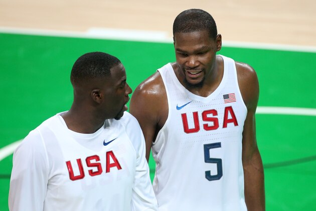 RIO DE JANEIRO, BRAZIL - AUGUST 14: Kevin Durant of USA talks to Draymond Green of USA (left) during the basketball match between France and USA at Carioca Arena 1 on August 14, 2016 in Rio de Janeiro, Brazil. (Photo by Jean Catuffe/Getty Images)