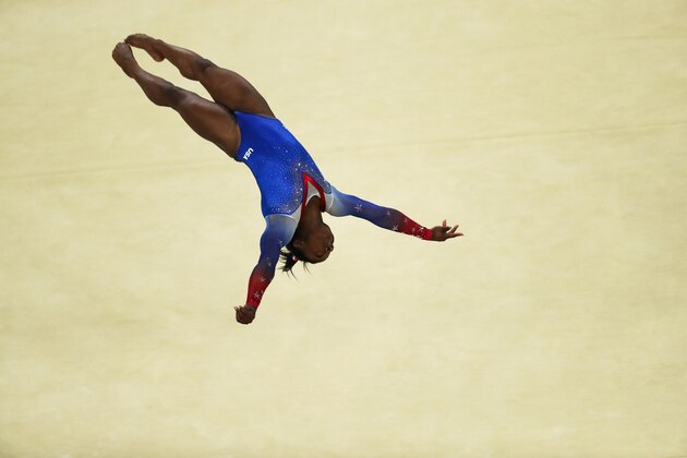 RIO DE JANEIRO, BRAZIL - AUGUST 16: Simone Biles of the United States competes during the Women's Floor Final at Rio Olympic Arena on August 16, 2016 in Rio de Janeiro, Brazil. (Photo by Ian MacNicol/Getty Images)