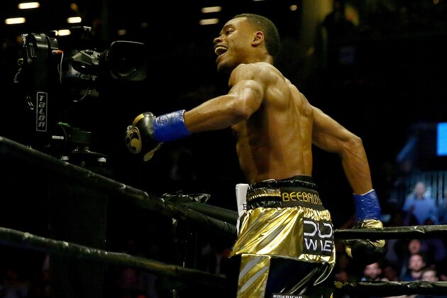 NEW YORK, NY - APRIL 16:  Errol Spence Jr. celebrates his knock out in the fifth round against Chris Algieri during their welterwieght bout at Barclays Center on April 16, 2016 in the Brooklyn borough of New York City.  (Photo by Elsa/Getty Images)