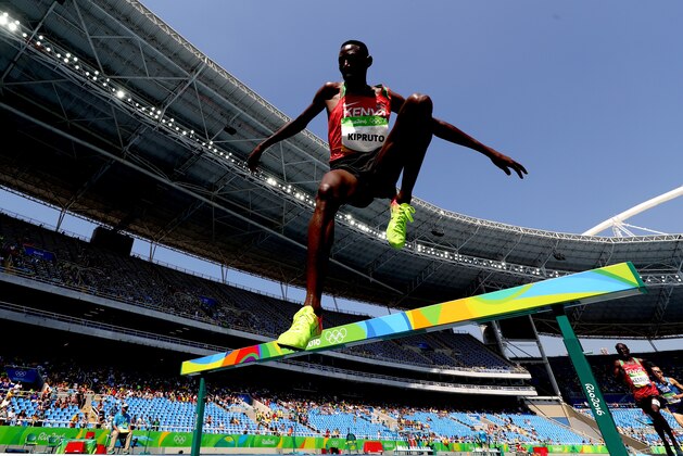 RIO DE JANEIRO, BRAZIL - AUGUST 17:  Conseslus Kipruto of Kenya competes in the Men's 3000m Steeplechase Final on Day 12 of the Rio 2016 Olympic Games at the Olympic Stadium on August 17, 2016 in Rio de Janeiro, Brazil.  (Photo by Alexander Hassenstein/Getty Images)