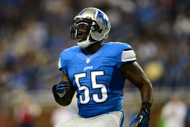 Aug 22, 2014; Detroit, MI, USA; Detroit Lions middle linebacker Stephen Tulloch (55) against the Jacksonville Jaguars at Ford Field. Mandatory Credit: Andrew Weber-USA TODAY Sports