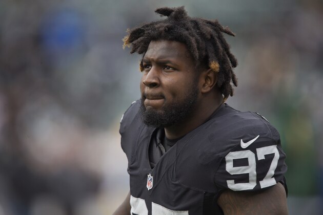 OAKLAND, CA - DECEMBER 20:  Defensive end Mario Jr. Edwards #97 of the Oakland Raiders stretches before a game against the Green Bay Packers on December 20, 2015 at O.co Coliseum in Oakland, California.  The Packers won 30-20. (Photo by Brian Bahr/Getty Images)