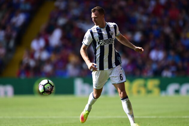 LONDON, ENGLAND - AUGUST 13:  Jonny Evans of West Bromwich Albion in action during the Premier League match between Crystal Palace and West Bromwich Albion at Selhurst Park on August 13, 2016 in London, England. (Photo by Alex Broadway/Getty Images)