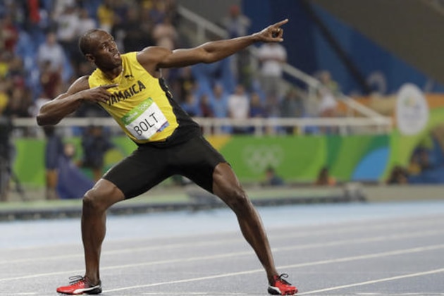 Usain Bolt from Jamaica celebrates winning the gold medal in the men's 200-meter final during the athletics competitions of the 2016 Summer Olympics at the Olympic stadium in Rio de Janeiro, Brazil, Thursday, Aug. 18, 2016. (AP Photo/David J. Phillip)