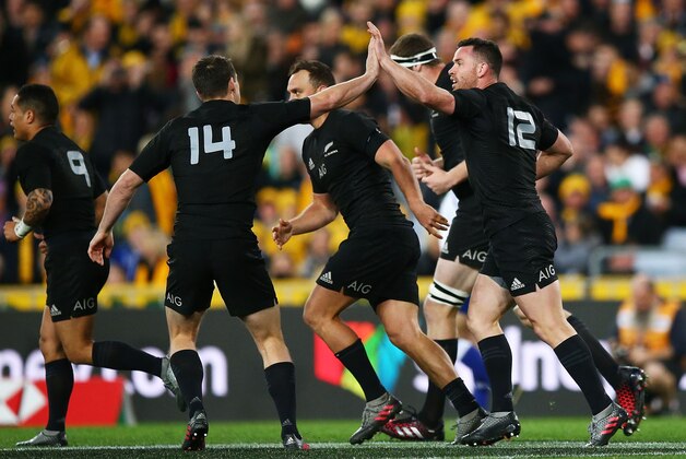 SYDNEY, AUSTRALIA - AUGUST 20:  Ryan Crotty of the All Blacks celebrates his try with team mates during the Bledisloe Cup Rugby Championship match between the Australian Wallabies and the New Zealand All Blacks at ANZ Stadium on August 20, 2016 in Sydney, Australia.  (Photo by Mark Nolan/Getty Images)