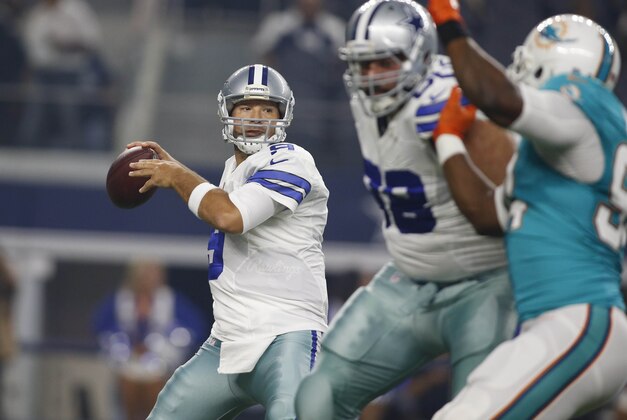 Aug 19, 2016; Arlington, TX, USA; Dallas Cowboys quarterback Tony Romo (9) throws a pass in the first quarter against the Miami Dolphins at AT&T Stadium. Dallas won 41-14. Mandatory Credit: Tim Heitman-USA TODAY Sports