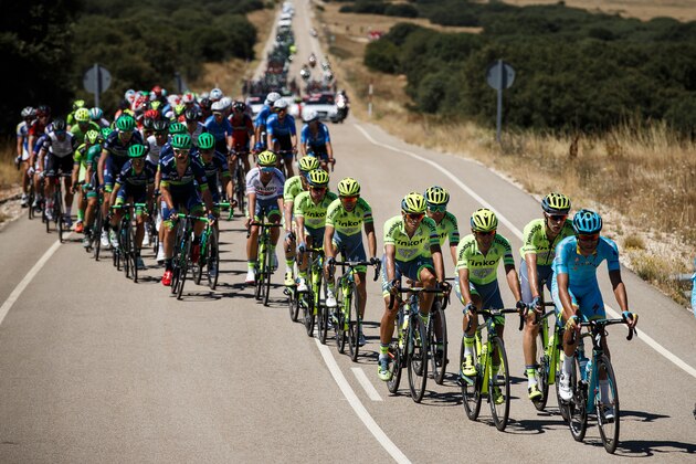 Team Tinkoff-Saxo's Spanish rider Alberto Contador (4L) rides during the first stage of the 38th edition of 'La Vuelta a Burgos' (Tour of Burgos), a 158 km ride from Sasamon to Melgar de Fernamental, in Burgos province on August 2, 2016. / AFP / CESAR MANSO        (Photo credit should read CESAR MANSO/AFP/Getty Images)