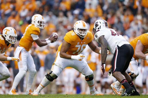KNOXVILLE, TN - NOVEMBER 7: Chance Hall #76 of the Tennessee Volunteers blocks against the South Carolina Gamecocks during a game at Neyland Stadium on November 7, 2015 in Knoxville, Tennessee. Tennessee defeated South Carolina 27-24. (Photo by Joe Robbins/Getty Images)