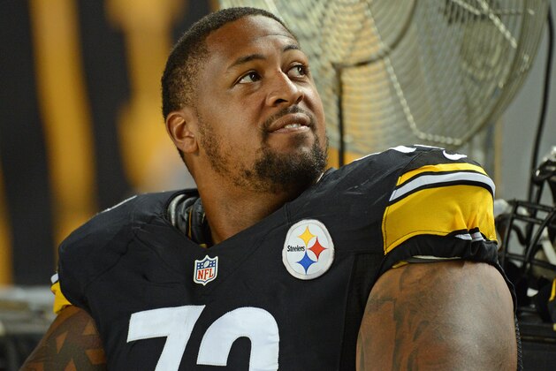 PITTSBURGH, PA - AUGUST 28:  Offensive lineman Ramon Foster #73 of the Pittsburgh Steelers looks on from the sideline during a preseason game against the Carolina Panthers at Heinz Field on August 28, 2014 in Pittsburgh, Pennsylvania.  The Panthers defeated the Steelers 10-0.   (Photo by George Gojkovich/Getty Images)