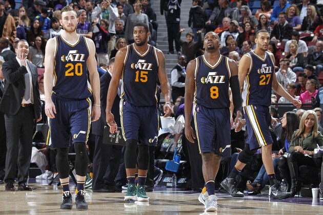 SACRAMENTO, CA - MARCH 13:  Gordon Hayward #20, Derrick Favors #15, Shelvin Mack #8 and Rudy Gobert #27 of the Utah Jazz face off against the Sacramento Kings on March 13, 2016 at Sleep Train Arena in Sacramento, California. NOTE TO USER: User expressly acknowledges and agrees that, by downloading and or using this photograph, User is consenting to the terms and conditions of the Getty Images Agreement. Mandatory Copyright Notice: Copyright 2016 NBAE (Photo by Rocky Widner/NBAE via Getty Images)