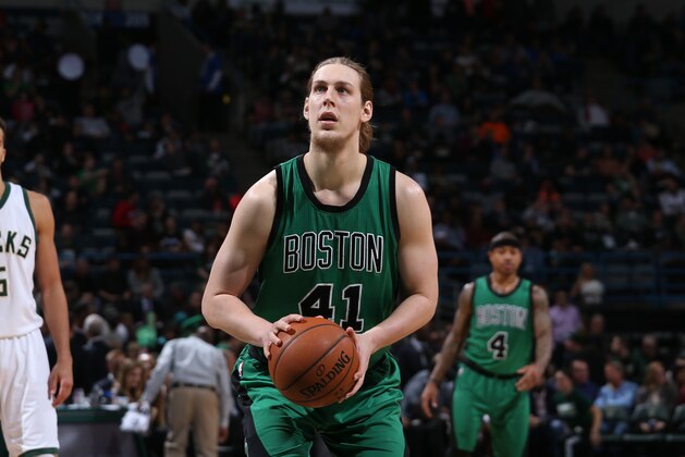 MILWAUKEE, WI - FEBRUARY 9:  Kelly Olynyk #41 of the Boston Celtics prepares to shoot a free throw against the Milwaukee Bucks on February 9, 2016 at the BMO Harris Bradley Center in Milwaukee, Wisconsin. NOTE TO USER: User expressly acknowledges and agrees that, by downloading and or using this Photograph, user is consenting to the terms and conditions of the Getty Images License Agreement. Mandatory Copyright Notice: Copyright 2016 NBAE (Photo by Gary Dineen/NBAE via Getty Images)