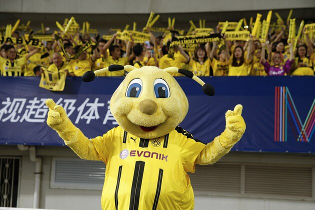 SHANGHAI, CHINA - JULY 22:  Mascot Emma in front of the chinese fans of Borussia Dortmund during the International Champions Cup match between Manchester United and Borussia Dortmund at Shanghai Stadium on July 22, 2016 in Shanghai, China.  (Photo by Lintao Zhang/Getty Images)