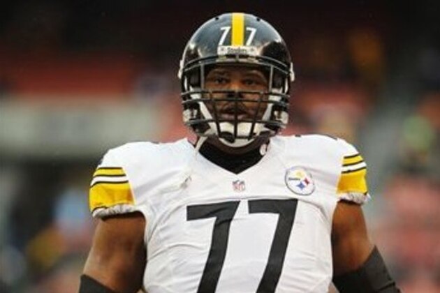 Pittsburgh Steelers tackle Marcus Gilbert before an NFL football game against the Cleveland Browns in Cleveland, Ohio Sunday, Jan. 3, 2016. (Winslow Townson/AP Images for Panini)