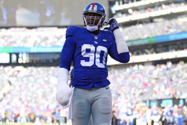 Dec 6, 2015; East Rutherford, NJ, USA; New York Giants defensive end Jason Pierre-Paul (90) during warm ups before a game against the New York Jets at MetLife Stadium. Mandatory Credit: Brad Penner-USA TODAY Sports