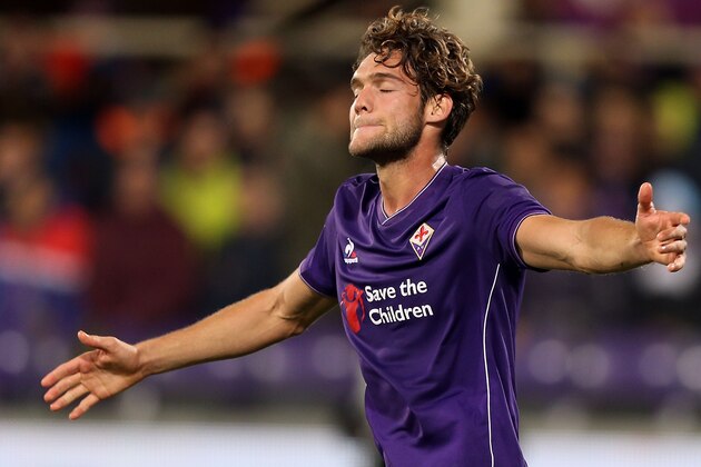 FLORENCE, ITALY - APRIL 24: Marcos Alonso of ACF Fiorentina reacts during the Serie A match between ACF Fiorentina and Juventus FC at Stadio Artemio Franchi on April 24, 2016 in Florence, Italy.  (Photo by Gabriele Maltinti/Getty Images)