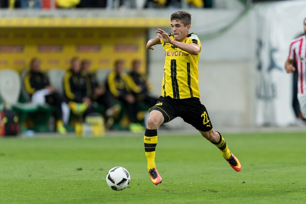 St. Gallen, Schweiz 09.08.2016, Testspiel BV Borussia Dortmund - Athletic Bilbao, BVB,  Christian Pulisic (U-19 BVB)  (Photo by TF-Images/Getty Images)