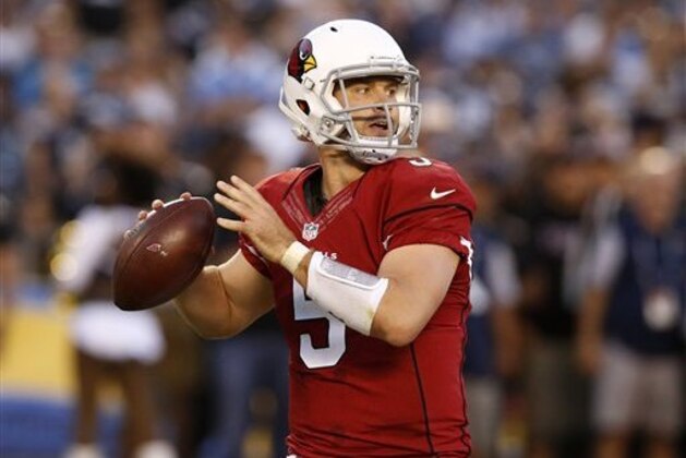 Arizona Cardinals quarterback Drew Stanton passes during the first half of a preseason NFL football game against the San Diego Chargers, Friday, Aug. 19, 2016, in San Diego. (AP Photo/Rick Scuteri)