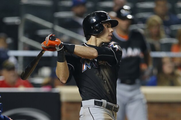 NEW YORK, NY - SEPTEMBER 01: Christian Yelich #21 of the Miami Marlins hits an RBI single during the third inning against of the New York Mets in a game at Citi Field on September 1, 2016 in the Flushing neighborhood of the Queens borough of New York City. (Photo by Rich Schultz/Getty Images)