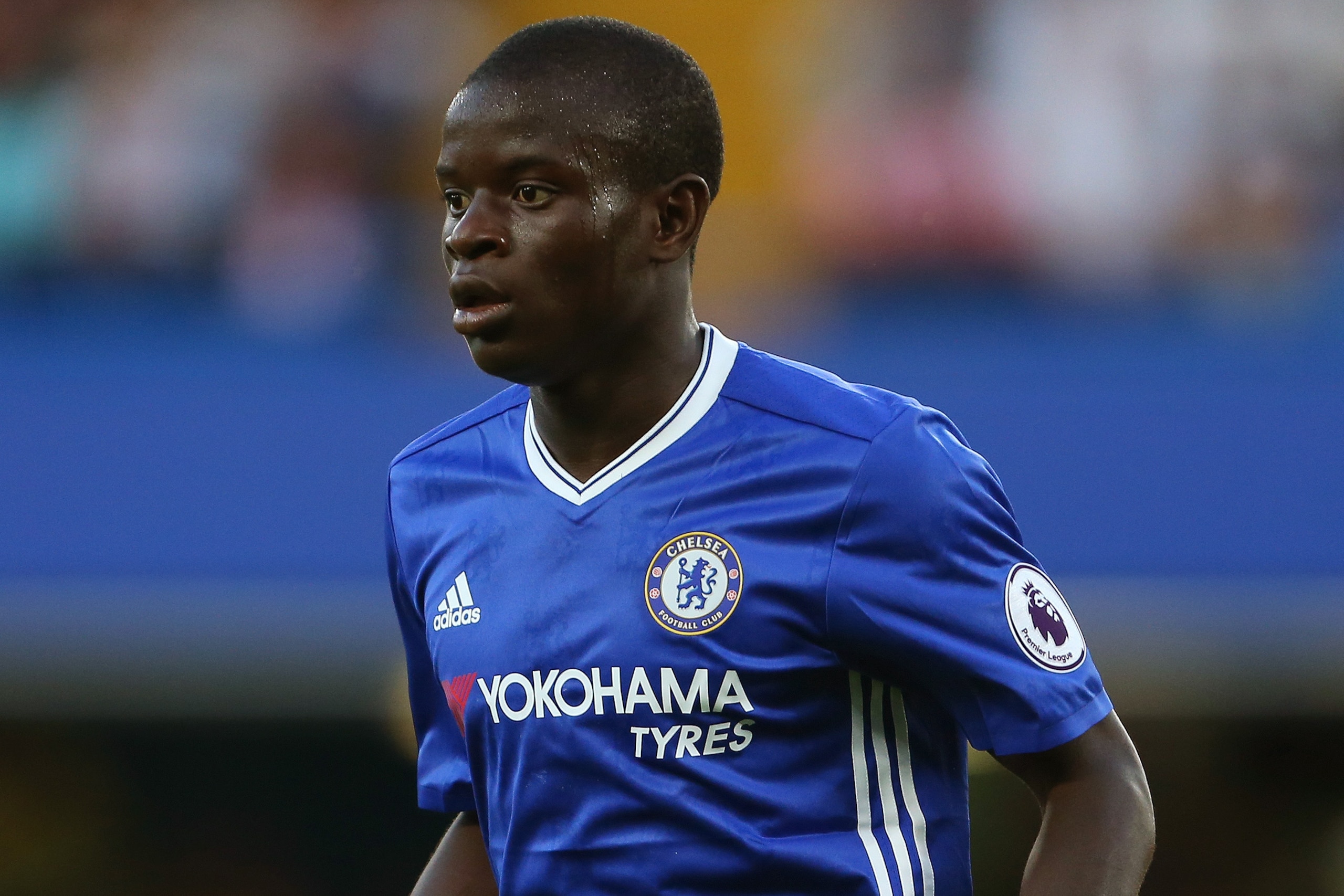 LONDON, ENGLAND - AUGUST 15: Ngolo Kante of Chelsea during the Premier League match between Chelsea and West Ham United at Stamford Bridge on August 15, 2016 in London, England. (Photo by Catherine Ivill - AMA/Getty Images)