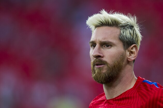 BILBAO, SPAIN - AUGUST 28:  Lionel Messi of FC Barcelona looks on prior to the start the La Liga match between  Athletic Club Bilbao and FC Barcelona at San Mames Stadium on August 28, 2016 in Bilbao, Spain.  (Photo by Juan Manuel Serrano Arce/Getty Images)