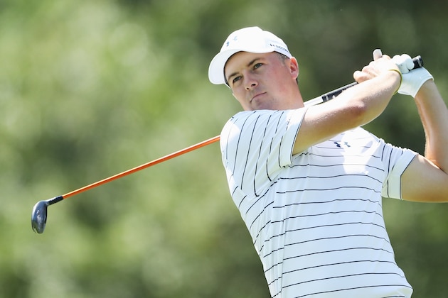 FARMINGDALE, NY - AUGUST 28:  Jordan Spieth hits his tee shot on the second hole during the final round of The Barclays in the PGA Tour FedExCup Play-Offs on the Black Course at Bethpage State Park on August 28, 2016 in Farmingdale, New York.  (Photo by David Cannon/Getty Images)