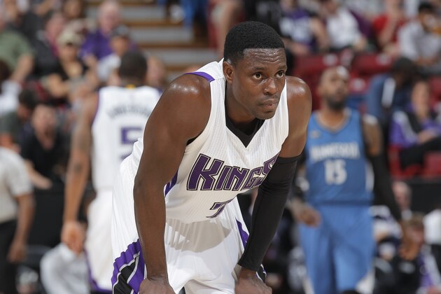 SACRAMENTO, CA - APRIL 7: Darren Collison #7 of the Sacramento Kings looks on during the game against the Minnesota Timberwolves on April 7, 2016 at Sleep Train Arena in Sacramento, California. NOTE TO USER: User expressly acknowledges and agrees that, by downloading and or using this photograph, User is consenting to the terms and conditions of the Getty Images Agreement. Mandatory Copyright Notice: Copyright 2016 NBAE (Photo by Rocky Widner/NBAE via Getty Images)