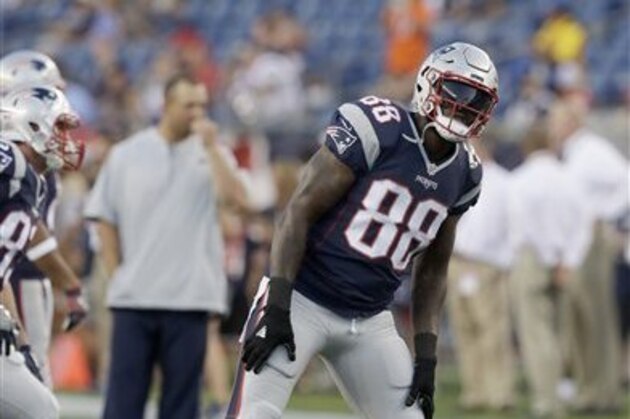 New England Patriots tight end Martellus Bennett (88) warms up before a preseason NFL football game against the Chicago Bears Thursday, Aug. 18, 2016, in Foxborough, Mass. (AP Photo/Charles Krupa)