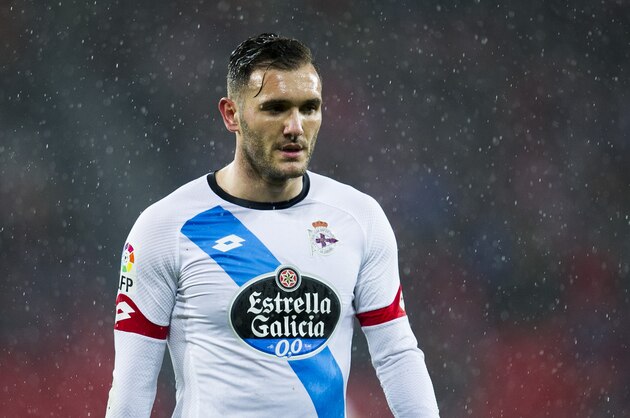 BILBAO, SPAIN - MARCH 02:  Lucas Perez of Deportivo La Coruna reacts during the La Liga match between Athletic Club Bilbao and RC Deportivo La Coruna at San Mames Stadium on March 2, 2016 in Bilbao, Spain.  (Photo by Juan Manuel Serrano Arce/Getty Images)