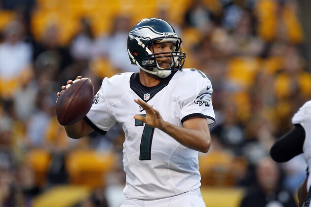 PITTSBURGH, PA - AUGUST 18:  Sam Bradford #7 of the Philadelphia Eagles drops back to pass in the first quarter during a preseason game against the Pittsburgh Steelers on August 18, 2016 at Heinz Field in Pittsburgh, Pennsylvania.  (Photo by Justin K. Aller/Getty Images)