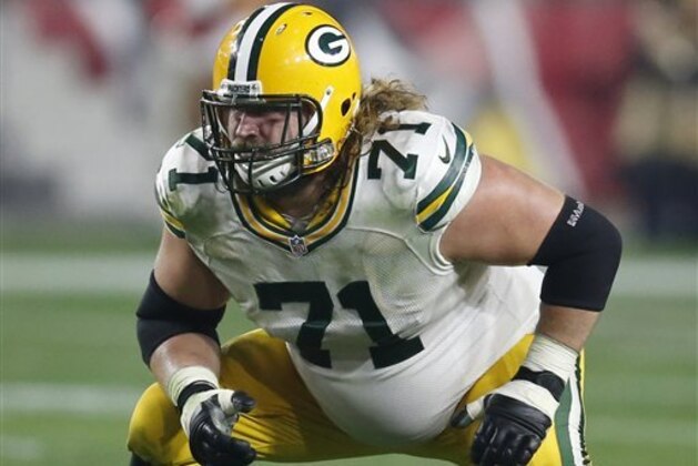 Green Bay Packers guard Josh Sitton (71) during an NFL divisional playoff football game against the Arizona Cardinals, Saturday, Jan. 16, 2016, in Glendale, Ariz. (AP Photo/Rick Scuteri)