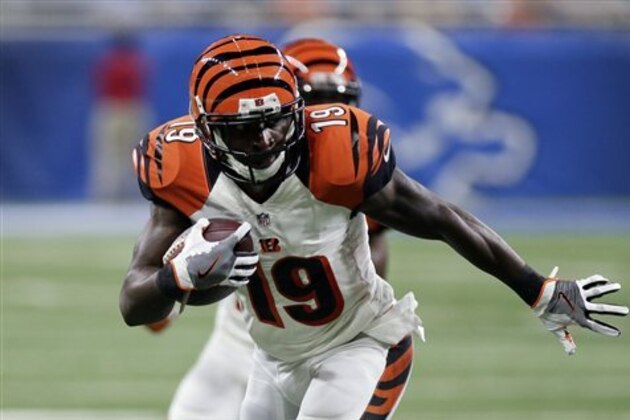 Cincinnati Bengals wide receiver Brandon Tate (19) runs for yardage against the Detroit Lions in the first half of an NFL preseason football game in Detroit, Thursday, Aug. 18, 2016. (AP Photo/Duane Burleson)
