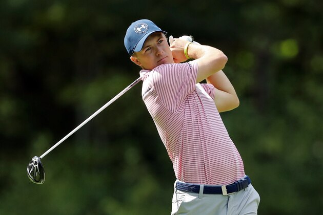 NORTON, MA - SEPTEMBER 04:  Jordan Spieth plays his shot from the fifth tee during the third round of the Deutsche Bank Championship at TPC Boston on September 4, 2016 in Norton, Massachusetts.  (Photo by David Cannon/Getty Images)