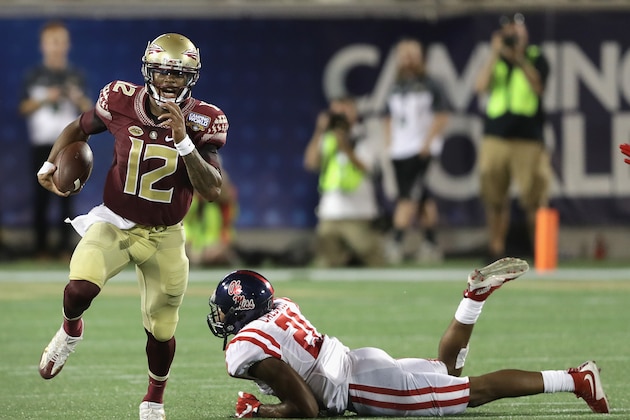ORLANDO, FL - SEPTEMBER 05:  Deondre Francois #12 of the Florida State Seminoles runs with the ball in the second half against the Mississippi Rebels during the Camping World Kickoff at Camping World Stadium on September 5, 2016 in Orlando, Florida.  (Photo by Streeter Lecka/Getty Images)