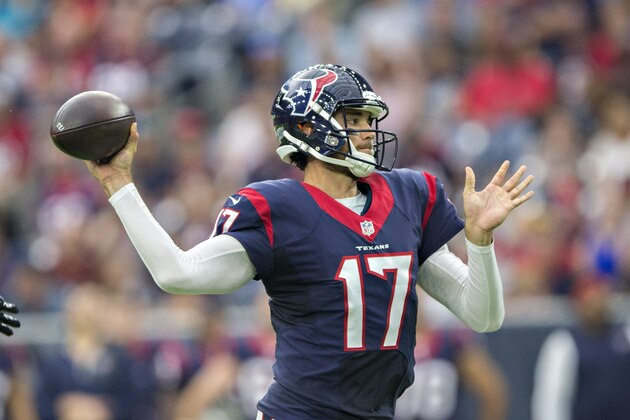 HOUSTON, TX - AUGUST 28:  Brock Osweiler #17 of the Houston Texans throws a pass during a preseason game against the Arizona Cardinals at NRG Stadium on August 28, 2016 in Houston, Texas.  The Texans defeated the Cardinals 34-24.  (Photo by Wesley Hitt/Getty Images)