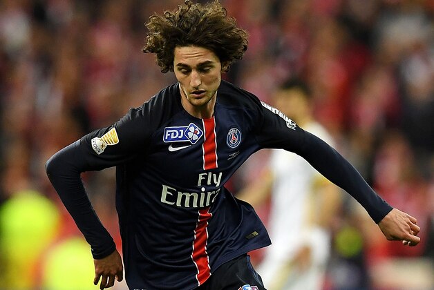 Paris Saint-Germain's French midfielder Adrien Rabiot controls the ball during the French League Cup final football match Paris Saint-Germain (PSG) vs Lille (LOSC) on April 23, 2016 at the Stade de France stadium in Saint-Denis, north of Paris. / AFP / FRANCK FIFE        (Photo credit should read FRANCK FIFE/AFP/Getty Images)
